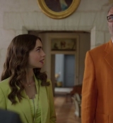 Emily_in_Paris_S02E08_WEBRip_x264-ION10_0999.jpg