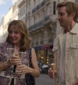 Emily_in_Paris_S02E08_WEBRip_x264-ION10_1248.jpg