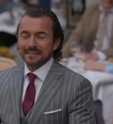 Emily_in_Paris_S02E08_WEBRip_x264-ION10_1286.jpg