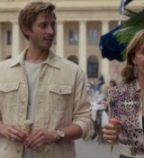 Emily_in_Paris_S02E08_WEBRip_x264-ION10_1337.jpg