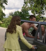 Emily_in_Paris_S02E08_WEBRip_x264-ION10_1652.jpg