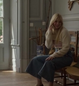 Emily_in_Paris_S02E08_WEBRip_x264-ION10_1735.jpg