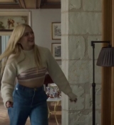 Emily_in_Paris_S02E08_WEBRip_x264-ION10_1751.jpg