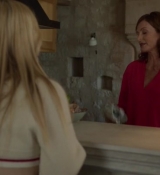 Emily_in_Paris_S02E08_WEBRip_x264-ION10_1761.jpg