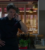 Emily_in_Paris_S02E08_WEBRip_x264-ION10_1821.jpg
