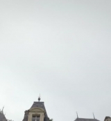 Emily_in_Paris_S02E08_WEBRip_x264-ION10_1843.jpg
