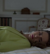 Emily_in_Paris_S02E08_WEBRip_x264-ION10_1880.jpg