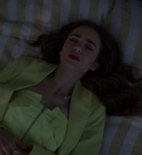 Emily_in_Paris_S02E08_WEBRip_x264-ION10_1924.jpg