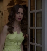 Emily_in_Paris_S02E08_WEBRip_x264-ION10_1952.jpg
