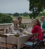 Emily_in_Paris_S02E08_WEBRip_x264-ION10_1967.jpg