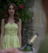 Emily_in_Paris_S02E08_WEBRip_x264-ION10_1981.jpg