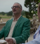 Emily_in_Paris_S02E08_WEBRip_x264-ION10_2023.jpg