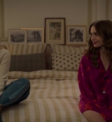 Emily_in_Paris_S02E08_WEBRip_x264-ION10_2067.jpg