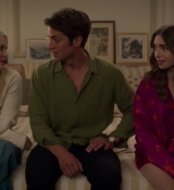 Emily_in_Paris_S02E08_WEBRip_x264-ION10_2169.jpg