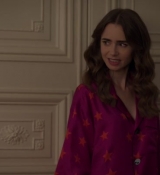 Emily_in_Paris_S02E08_WEBRip_x264-ION10_2268.jpg