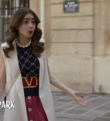 Emily_in_Paris_S02E09_WEBRip_x264-ION10_0479.jpg