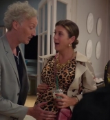 Emily_in_Paris_S02E09_WEBRip_x264-ION10_0593.jpg
