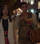 Emily_in_Paris_S02E09_WEBRip_x264-ION10_1048.jpg
