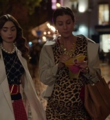 Emily_in_Paris_S02E09_WEBRip_x264-ION10_1051.jpg