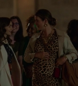 Emily_in_Paris_S02E09_WEBRip_x264-ION10_1204.jpg