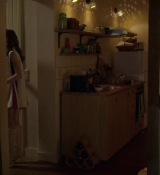 Emily_in_Paris_S02E09_WEBRip_x264-ION10_1270.jpg
