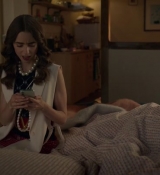 Emily_in_Paris_S02E09_WEBRip_x264-ION10_1293.jpg