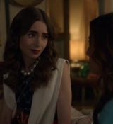 Emily_in_Paris_S02E09_WEBRip_x264-ION10_1360.jpg