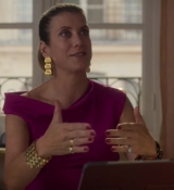 Emily_in_Paris_S02E09_WEBRip_x264-ION10_1500.jpg