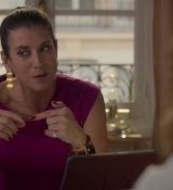 Emily_in_Paris_S02E09_WEBRip_x264-ION10_1523.jpg