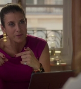 Emily_in_Paris_S02E09_WEBRip_x264-ION10_1524.jpg