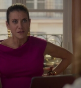 Emily_in_Paris_S02E09_WEBRip_x264-ION10_1559.jpg