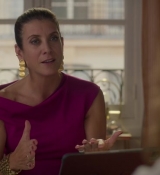 Emily_in_Paris_S02E09_WEBRip_x264-ION10_1608.jpg
