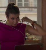 Emily_in_Paris_S02E09_WEBRip_x264-ION10_1648.jpg