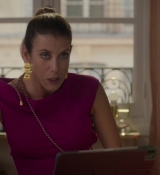Emily_in_Paris_S02E09_WEBRip_x264-ION10_1658.jpg