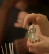 Emily_in_Paris_S02E09_WEBRip_x264-ION10_1780.jpg
