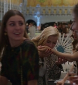 Emily_in_Paris_S02E09_WEBRip_x264-ION10_1861.jpg