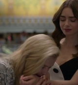 Emily_in_Paris_S02E09_WEBRip_x264-ION10_1881.jpg