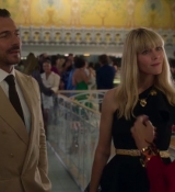 Emily_in_Paris_S02E09_WEBRip_x264-ION10_1966.jpg