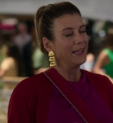 Emily_in_Paris_S02E09_WEBRip_x264-ION10_2037.jpg