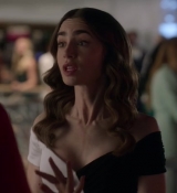 Emily_in_Paris_S02E09_WEBRip_x264-ION10_2365.jpg