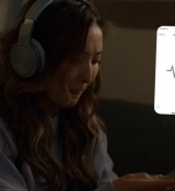 Emily_in_Paris_S02E09_WEBRip_x264-ION10_2508.jpg