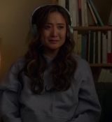 Emily_in_Paris_S02E09_WEBRip_x264-ION10_2537.jpg