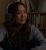 Emily_in_Paris_S02E09_WEBRip_x264-ION10_2548.jpg