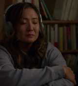 Emily_in_Paris_S02E09_WEBRip_x264-ION10_2560.jpg