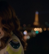 Emily_in_Paris_S02E09_WEBRip_x264-ION10_2573.jpg