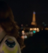 Emily_in_Paris_S02E09_WEBRip_x264-ION10_2575.jpg