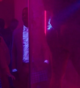 Emily_in_Paris_S02E10_WEBRip_x264-ION10_0522.jpg