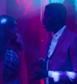Emily_in_Paris_S02E10_WEBRip_x264-ION10_0544.jpg