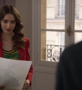 Emily_in_Paris_S02E10_WEBRip_x264-ION10_0932.jpg