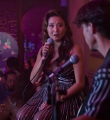 Emily_in_Paris_S02E10_WEBRip_x264-ION10_1207.jpg